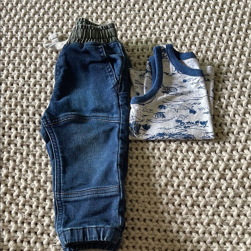 GAP Toddler Bundle Jeans/Jeggings , Old Navy Tank, Size 12-18 Months